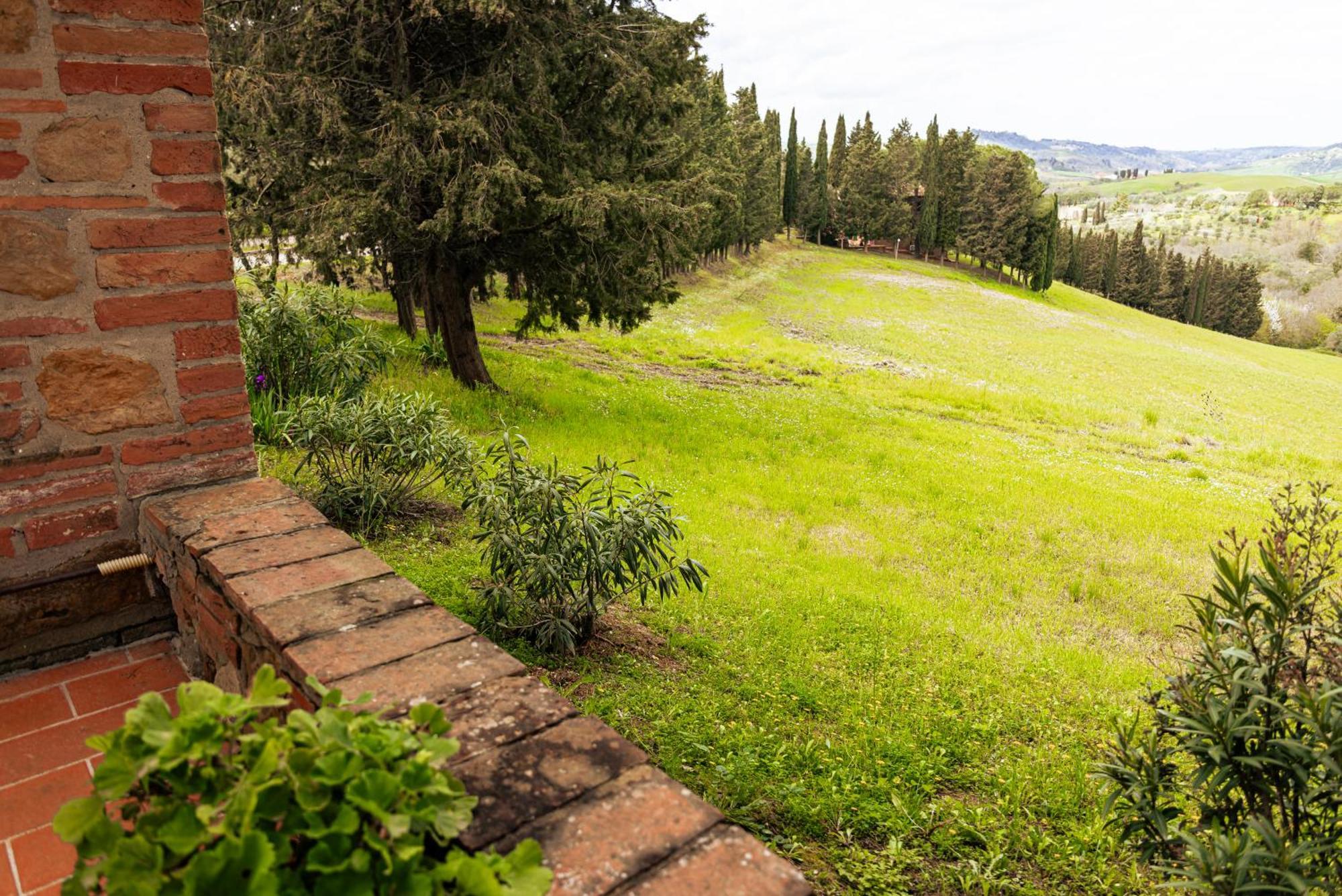 Borgo Il Poggio Agritourismo Villa Montaione Luaran gambar