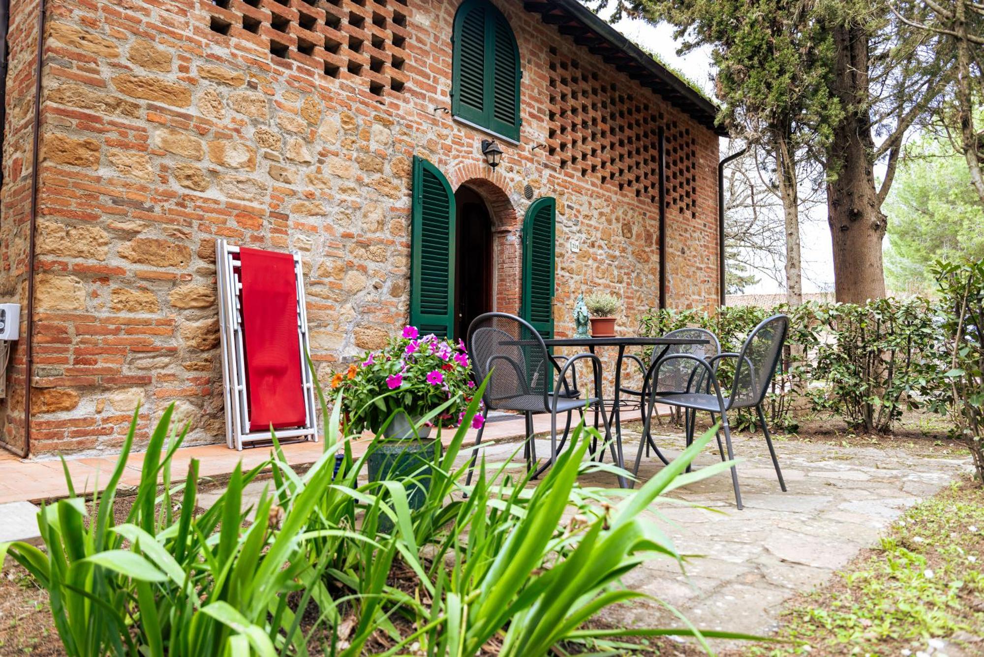 Borgo Il Poggio Agritourismo Villa Montaione Luaran gambar