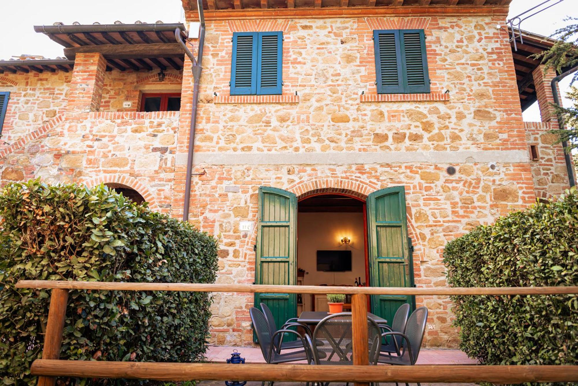 Borgo Il Poggio Agritourismo Villa Montaione Luaran gambar
